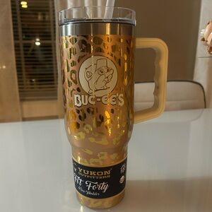 Buc-ee's Gold Leopard Tumbler